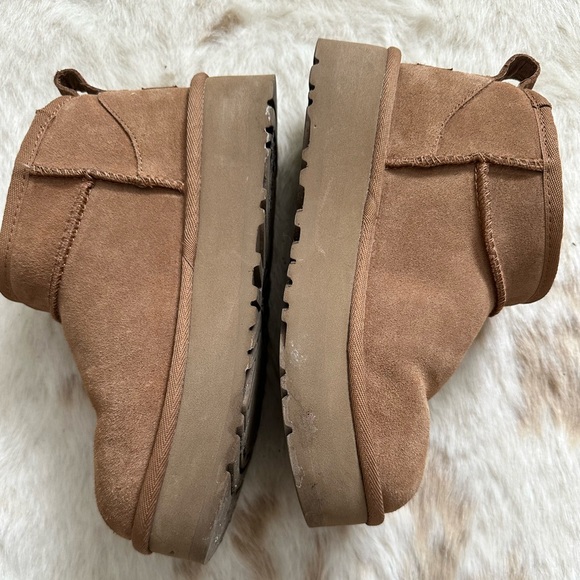 Ugg Ultra Mini Platform - Picture 2 of 4